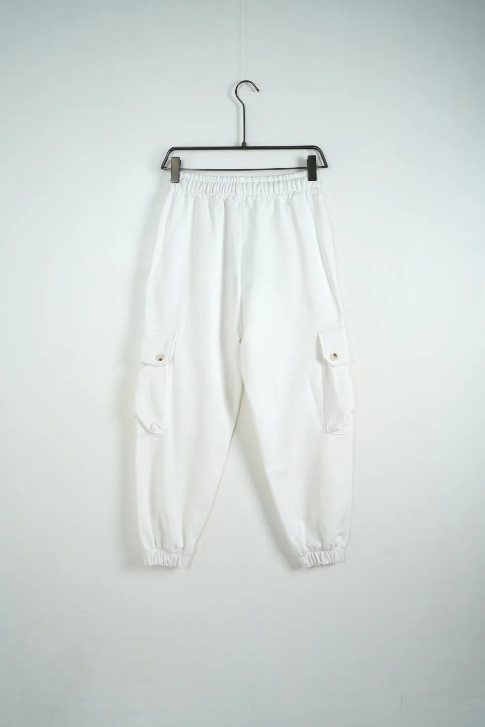 Tuta garzata over fondo stretto bianco